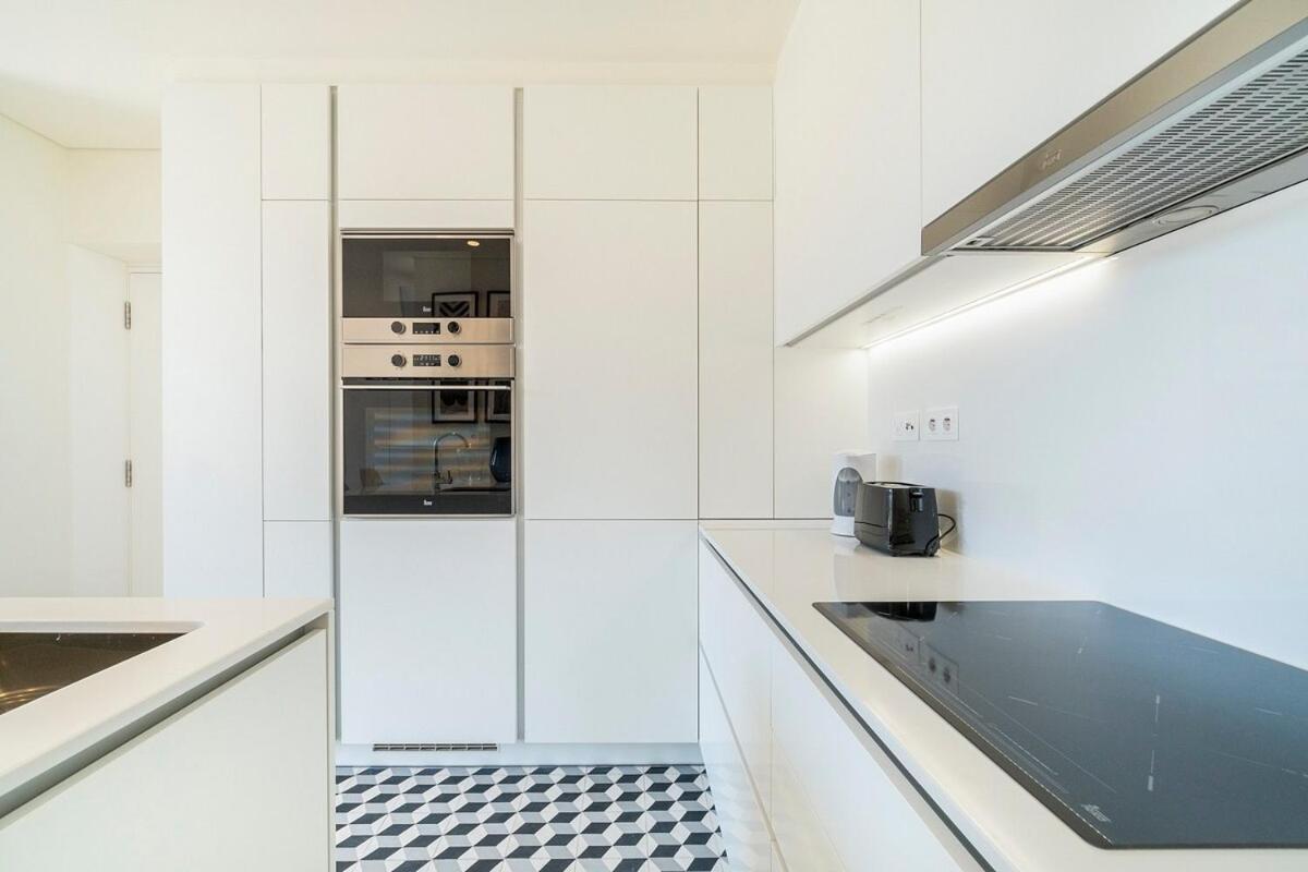 Modern 1 Bedroom Lisbon Apartment With Balcony Luaran gambar