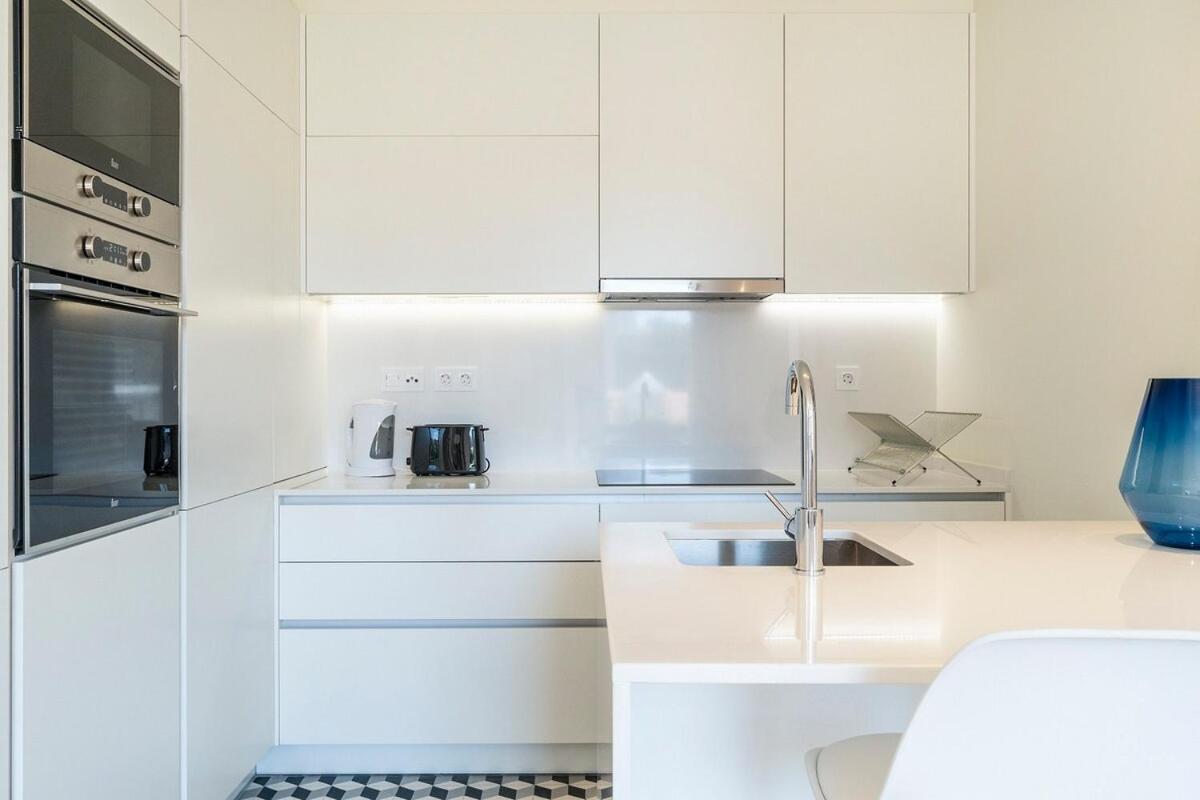 Modern 1 Bedroom Lisbon Apartment With Balcony Luaran gambar