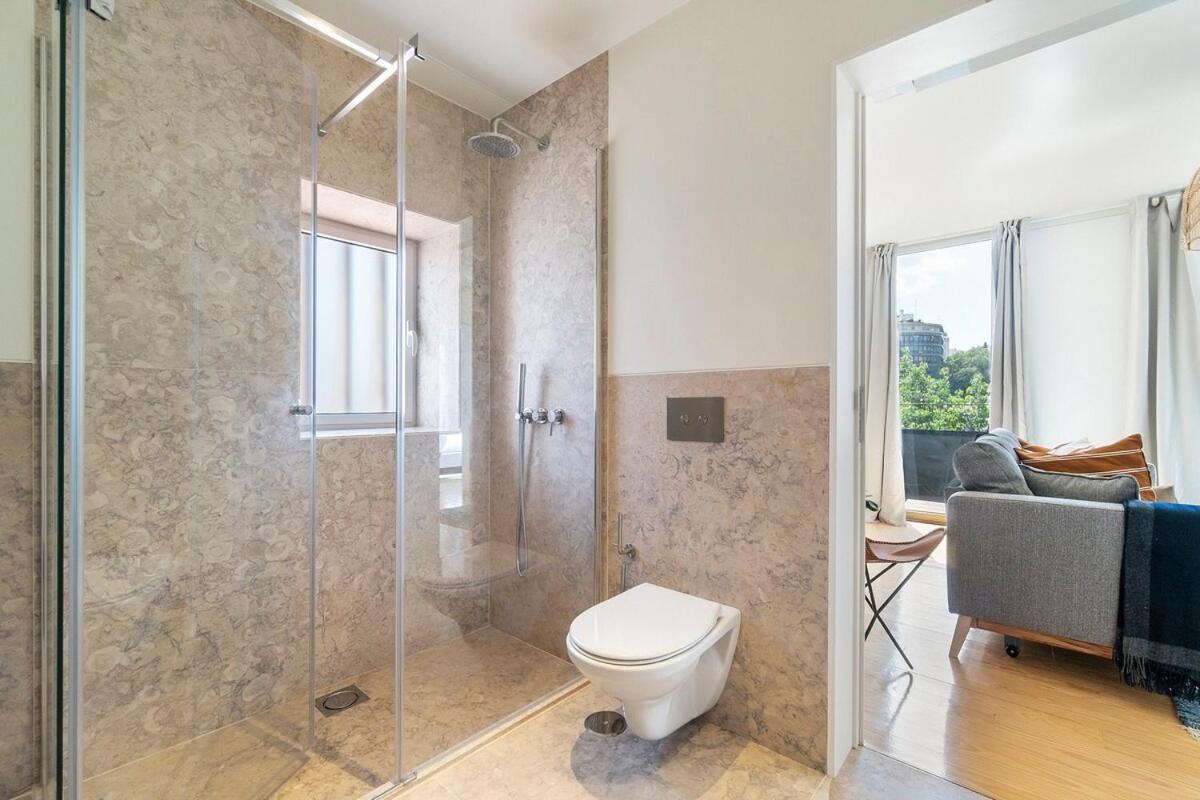 Modern 1 Bedroom Lisbon Apartment With Balcony Luaran gambar